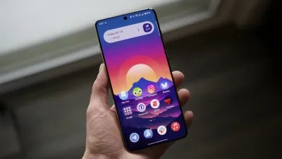 Google смягчит правила установки программ из сторонних источников на Android