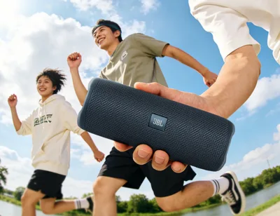 JBL Flip Essential 3 SE: 30 Вт звука, Bluetooth 5.4 и защита IP67 за $130