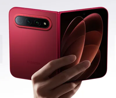 Xiaomi 18 Fold поступил в продажу: два AMOLED-экрана, XRing O3 и камера Leica